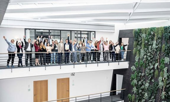 Herausragend nachhaltig - lavera zum 6. Mal in Folge GREEN BRAND Germany