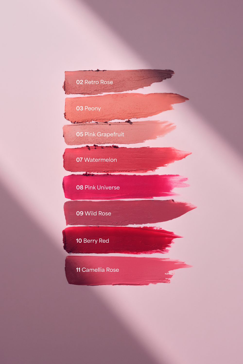 lavera Cream Glow Lipstick -Peony 03- lors de l'application