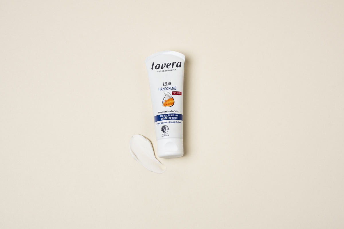 lavera Réparation Crème Mains lors de l'application