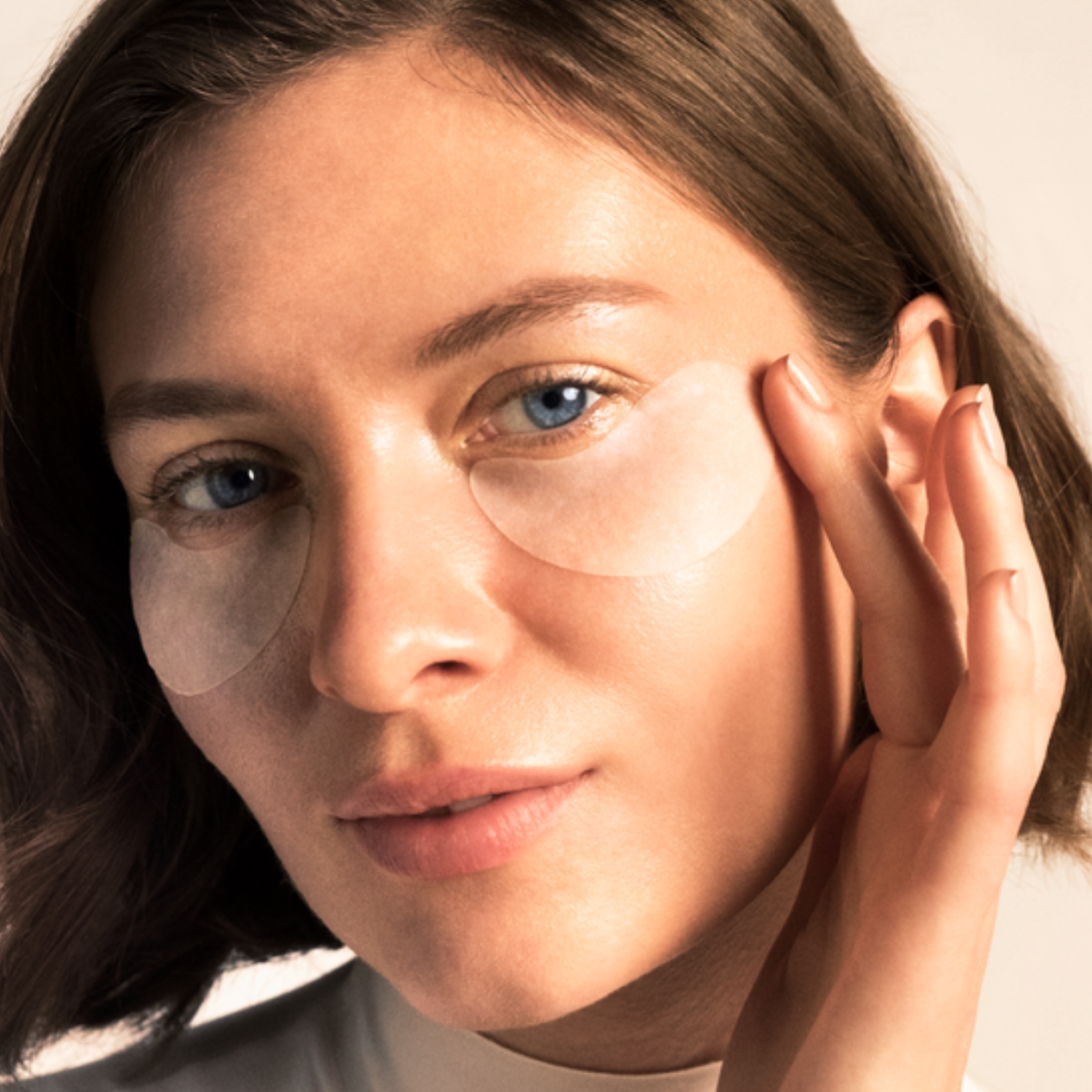 lavera Skin Longevity Eye Patches lors de l'application