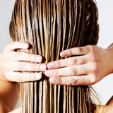 lavera Après-Shampooing Repair & Protect lors de l'application