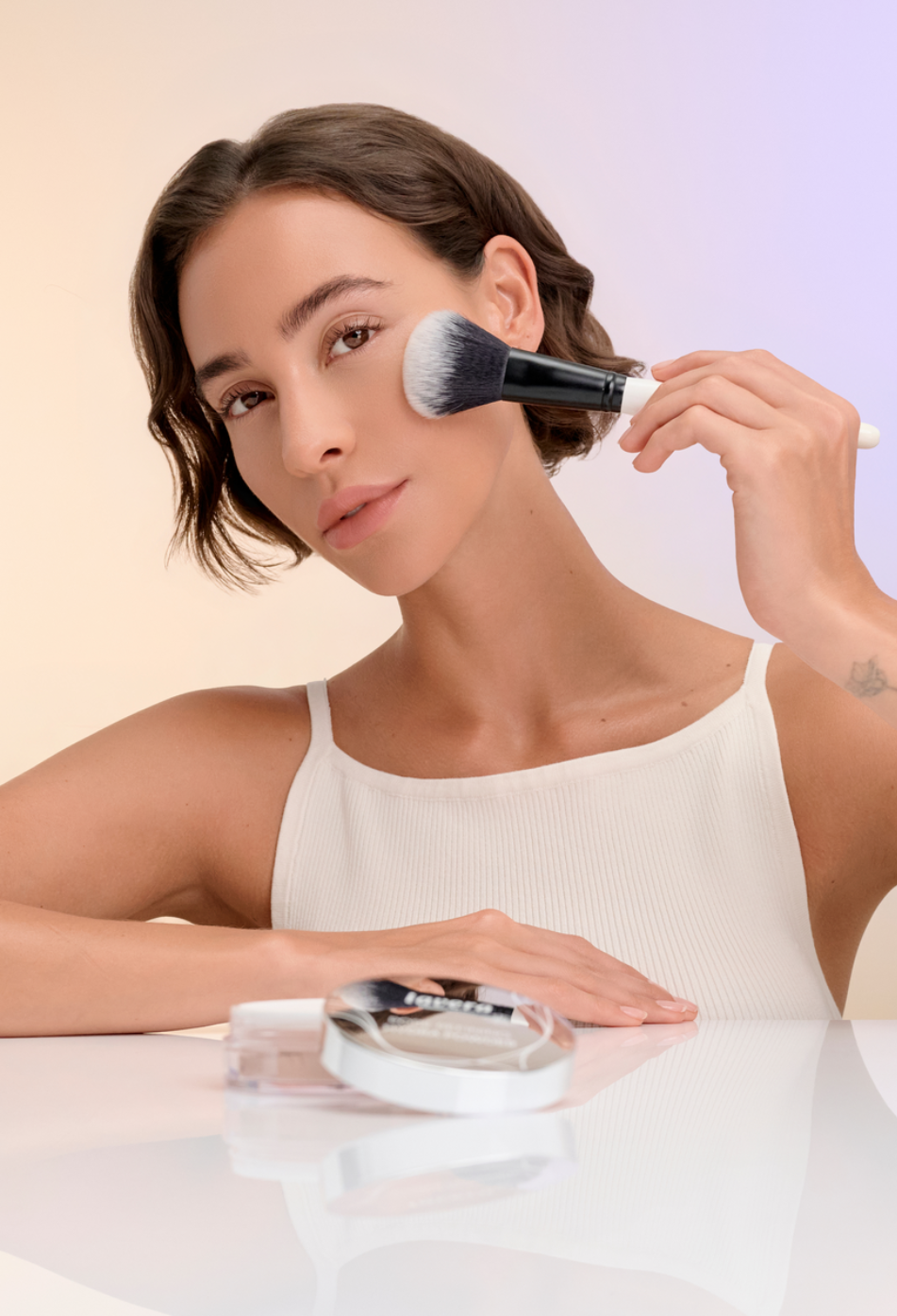 lavera Pore Refining Hydra Powder lors de l'application