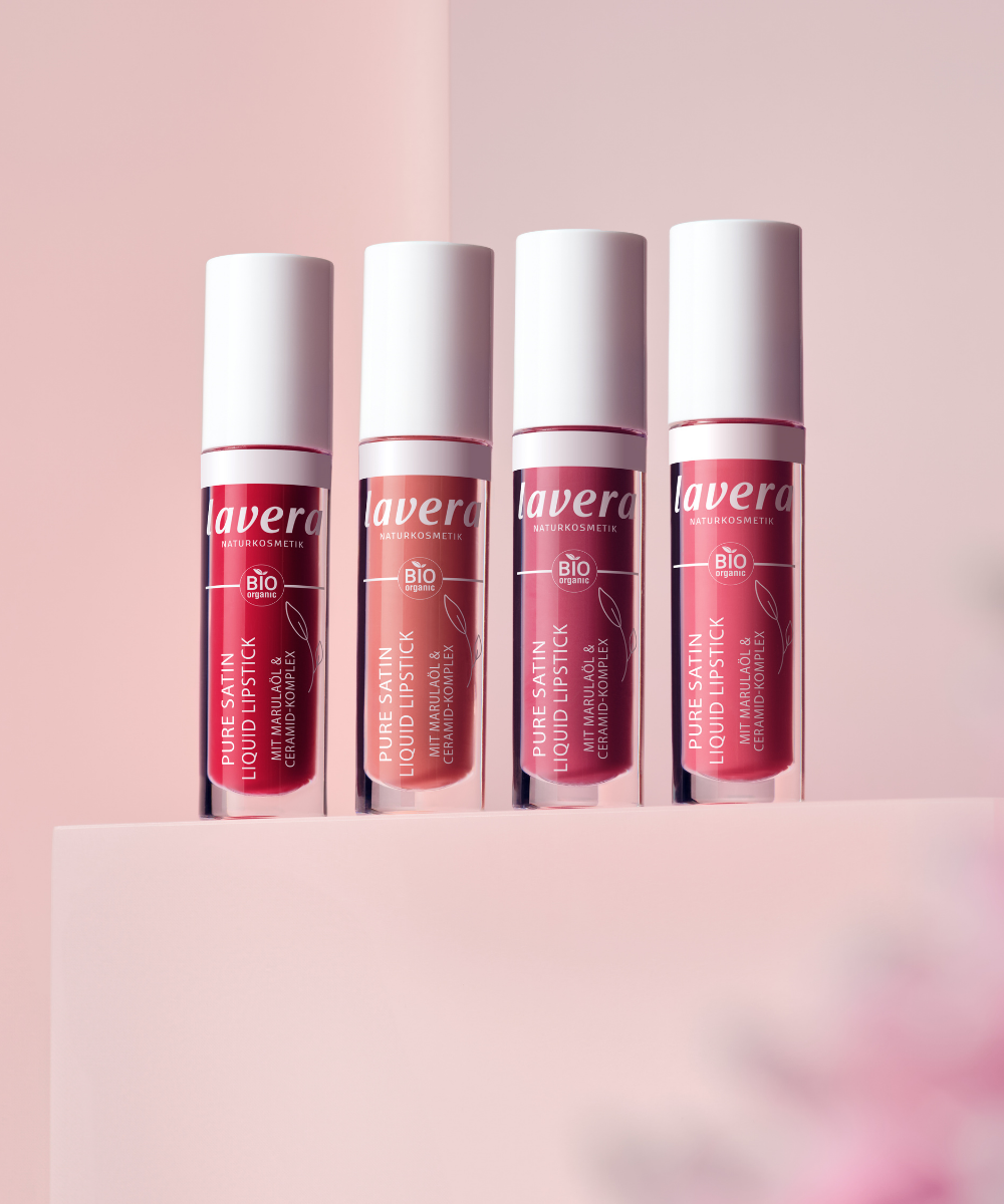 lavera Pure Satin Liquid Lipstick -Poppy Red 01-