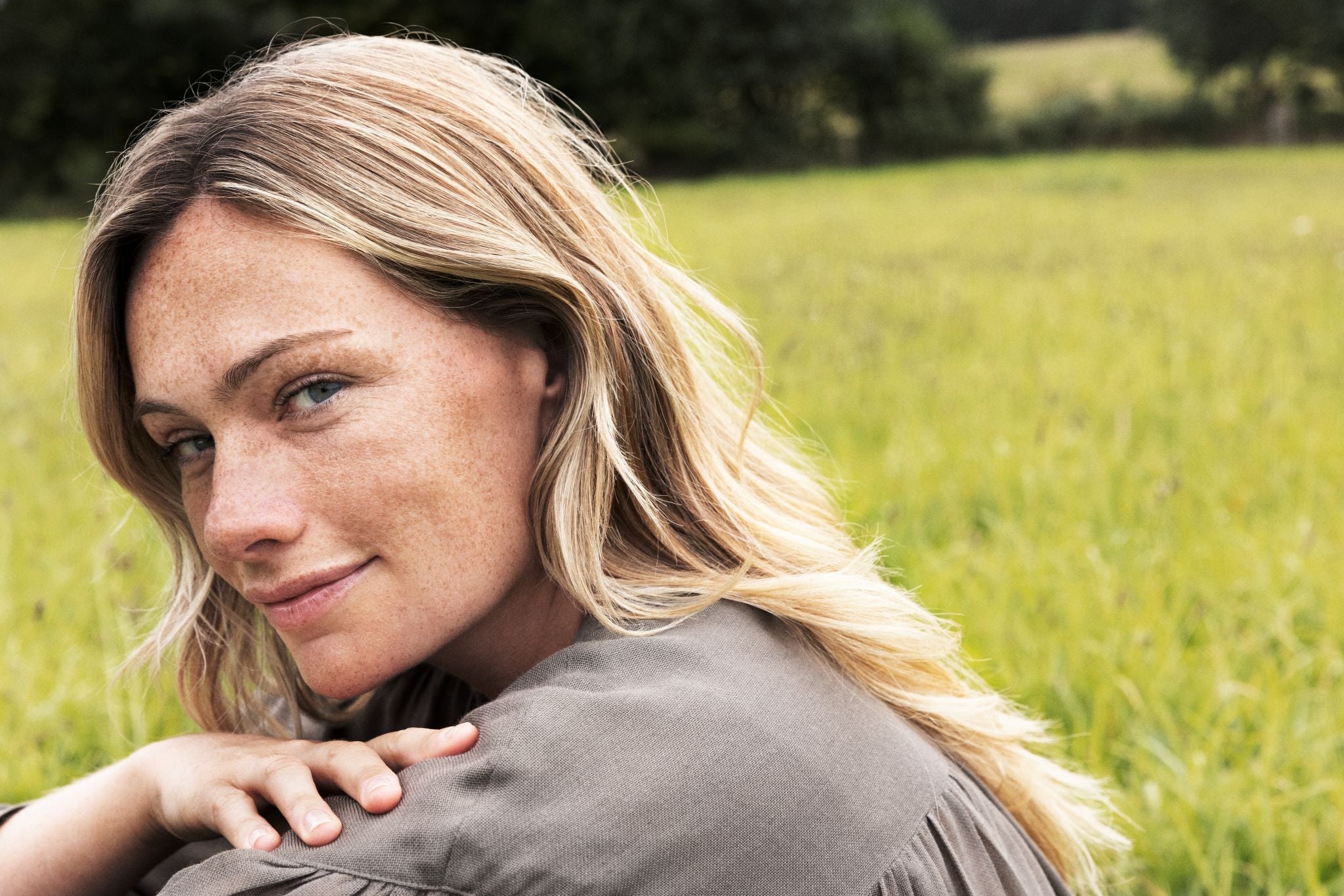 Femme dans la nature
