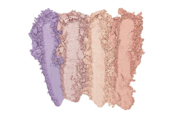 Dégradé de fard à paupières émietté en tons violets et nude