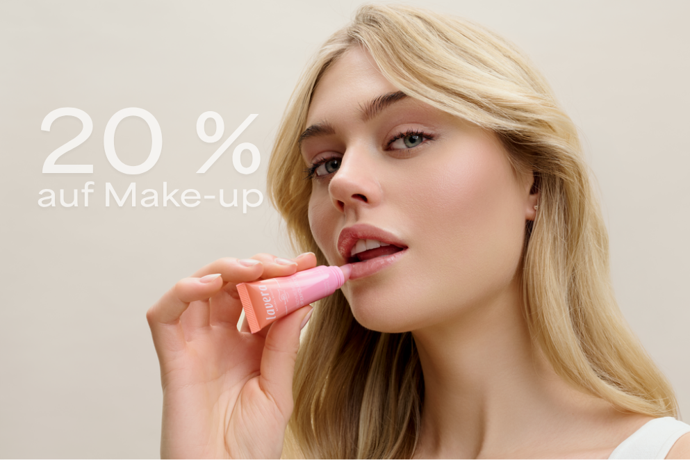 Enzym Boost Lip Exfoliator in der Anwendung