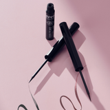 lavera Liquid Eyeliner -Brown 02- in der Anwendung