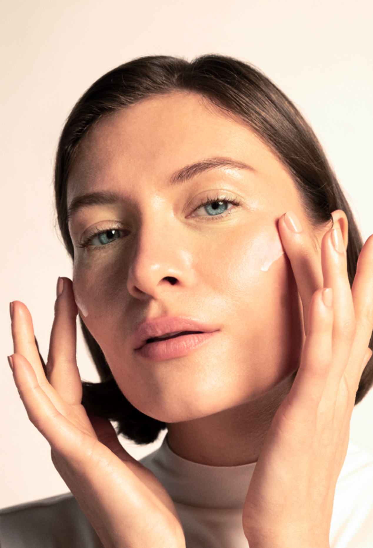 lavera Skin Longevity Crème de nuit lors de l'application