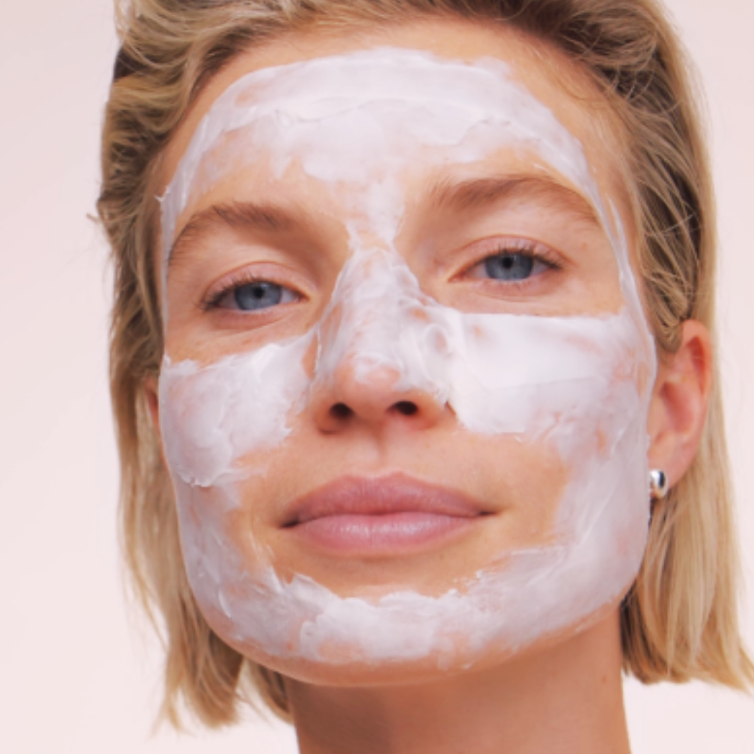 lavera basis sensitive Masque anti-rides Q10 lors de l'application