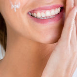 lavera Neutral Gesichtscreme in der Anwendung